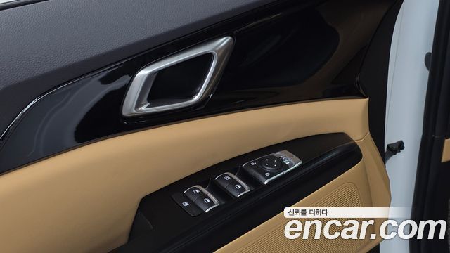 Kia Carnival (IV) Gasoline 9-Seater Prestige 2023 — фото 28