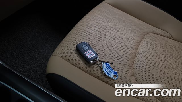 Kia Carnival (IV) Gasoline 9-Seater Prestige 2023 — фото 30