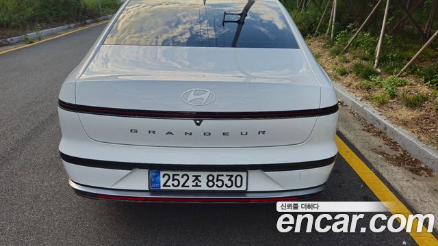 Hyundai Grandeur (GN7) 2,5 Gasoline 2WD Exclusive 2025 — фото 4