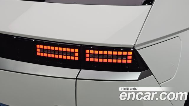 Hyundai Ioniq 5 Long Range AWD Exclusive 2023 — фото 23