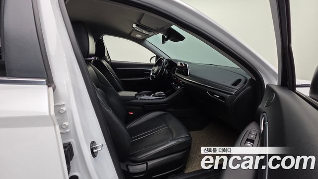 Hyundai Sonata (DN8) 2.0 LPG(rental car) Smart 2020 — фото 10