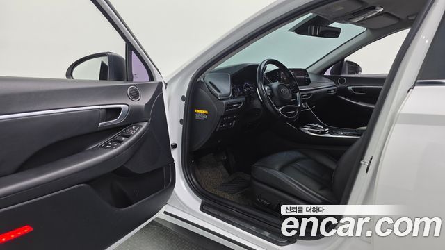 Hyundai Sonata (DN8) 2.0 LPG(rental car) Smart 2020 — фото 11