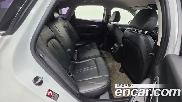 Hyundai Sonata (DN8) 2.0 LPG(rental car) Smart 2020 — фото 19
