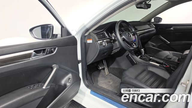 Volkswagen Passat 2.0 TSI B7 2018 — фото 10