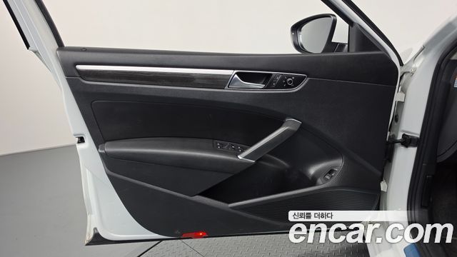 Volkswagen Passat 2.0 TSI B7 2018 — фото 24