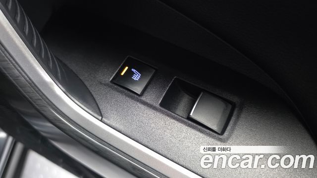 Toyota RAV4 (V) 2.5 4WD Hybrid 2019 — фото 19