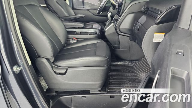 Hyundai Staria HEV 1.6 Cargo 5-Seater Modern 2025 — фото 12