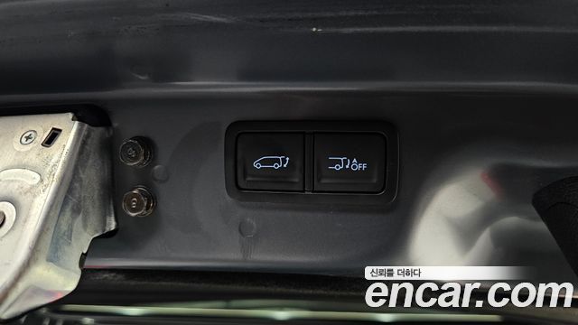 Hyundai Staria HEV 1.6 Cargo 5-Seater Modern 2025 — фото 17