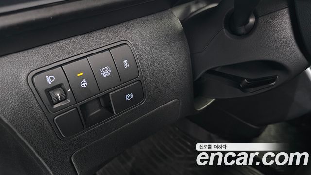 Hyundai Staria HEV 1.6 Cargo 5-Seater Modern 2025 — фото 19