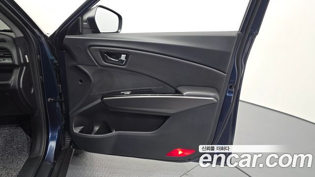 KG Mobility (SsangYong) Tivoli VX 2WD 2017 — фото 24