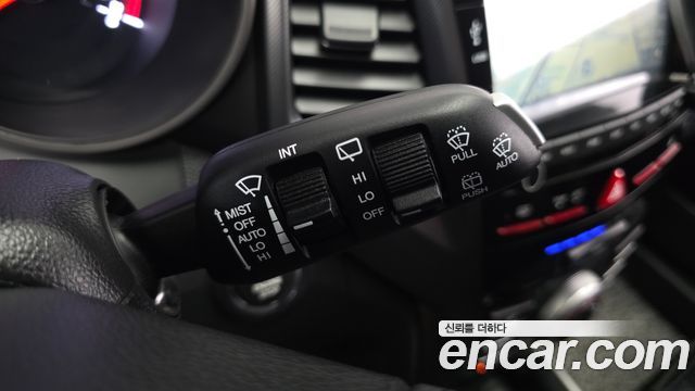 KG Mobility (SsangYong) Tivoli VX 2WD 2017 — фото 30