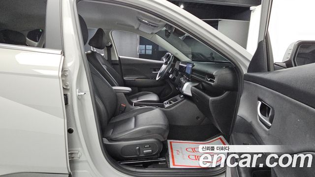 Hyundai Kona (SX2) Gasoline 1.6 Turbo 2WD Inspiration 2023 — фото 12