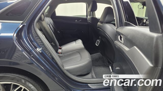 Kia K5 (III) 2.0 Trendy 2023 — фото 11