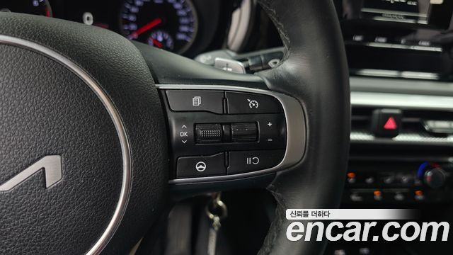 Kia K5 (III) 2.0 Trendy 2023 — фото 15