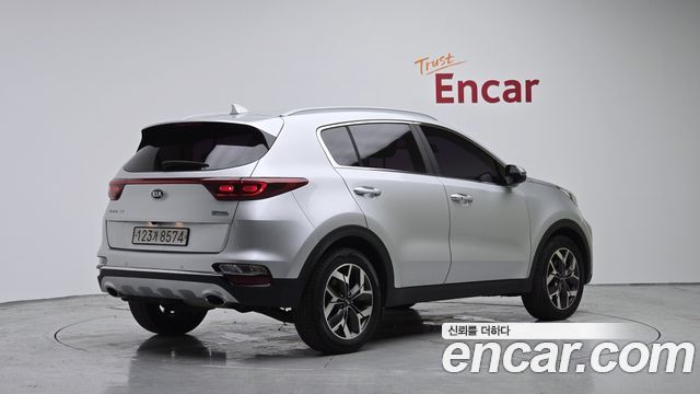Kia Sportage The Bold Diesel 2.0 2WD Prestige 2020 — фото 2