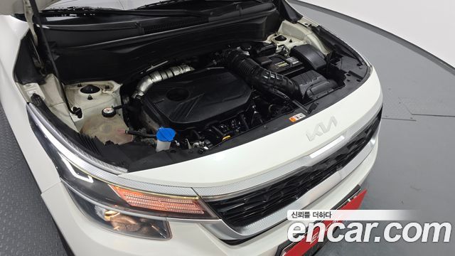 Kia Seltos Gasoline 1.6 Turbo 4WD Prestige 2023 — фото 6
