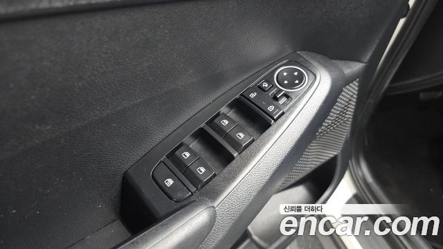 Kia Seltos Gasoline 1.6 Turbo 4WD Prestige 2023 — фото 27