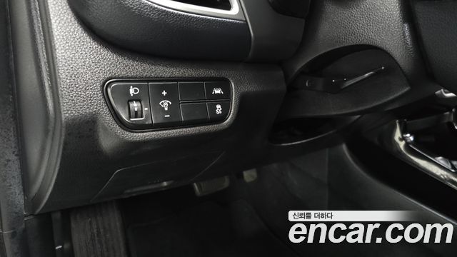 Kia Seltos Gasoline 1.6 Turbo 4WD Prestige 2023 — фото 28