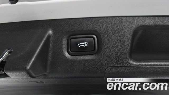 Hyundai Santa Fe Diesel 2.2 2WD Prestige 2022 — фото 20