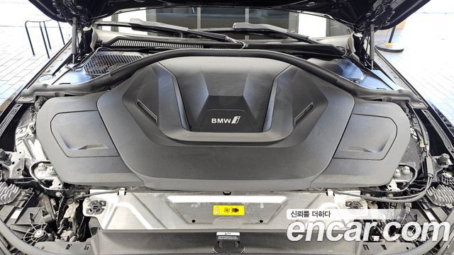 BMW i4 eDrive40 M Sports 2024 — фото 6