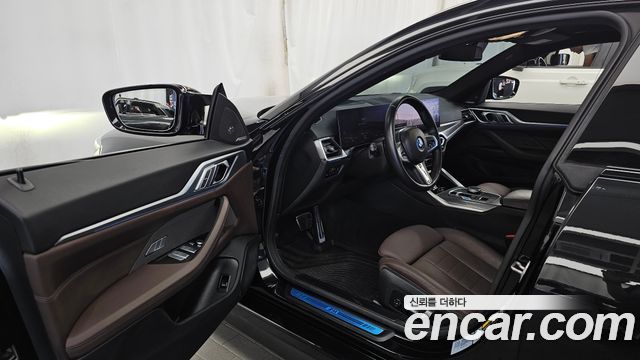 BMW i4 eDrive40 M Sports 2024 — фото 10