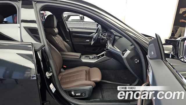 BMW i4 eDrive40 M Sports 2024 — фото 15