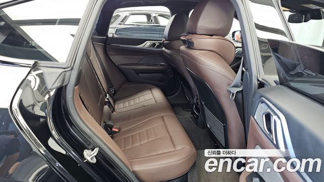 BMW i4 eDrive40 M Sports 2024 — фото 16