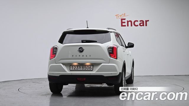 KG Mobility (SsangYong) Very New Tivoli Gasoline 1.5 2WD V3 2022 — фото 4
