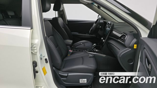 KG Mobility (SsangYong) Very New Tivoli Gasoline 1.5 2WD V3 2022 — фото 11