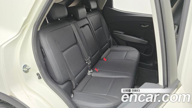 KG Mobility (SsangYong) Very New Tivoli Gasoline 1.5 2WD V3 2022 — фото 12