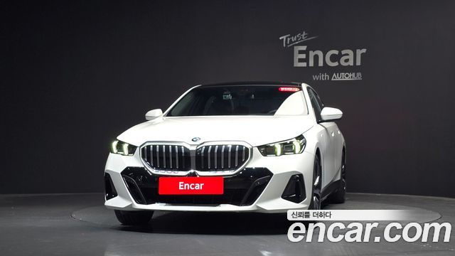 BMW 5 Series (G60) 530i xDrive M Sport 2025 — фото 3