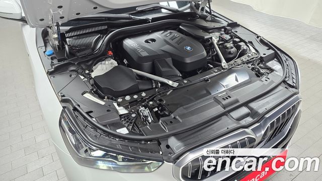 BMW 5 Series (G60) 530i xDrive M Sport 2025 — фото 6