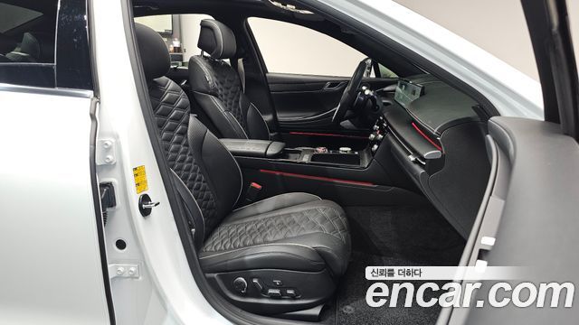 Genesis G80 (RG3) Gasoline 3.5 Turbo AWD 2025 — фото 10