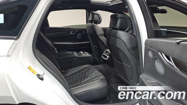 Genesis G80 (RG3) Gasoline 3.5 Turbo AWD 2025 — фото 32