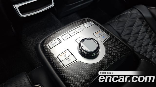 Genesis G80 (RG3) Gasoline 3.5 Turbo AWD 2025 — фото 33