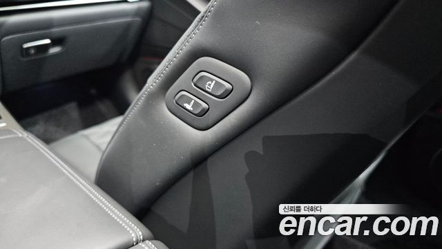 Genesis G80 (RG3) Gasoline 3.5 Turbo AWD 2025 — фото 38