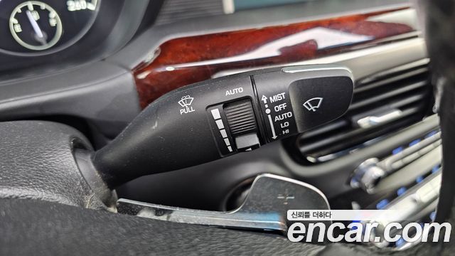 Genesis EQ900 3.8 GDI AWD Premium Luxury 2016 — фото 17