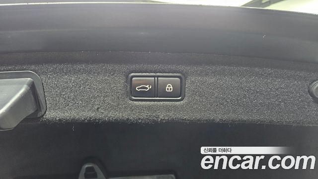 Genesis EQ900 3.8 GDI AWD Premium Luxury 2016 — фото 20
