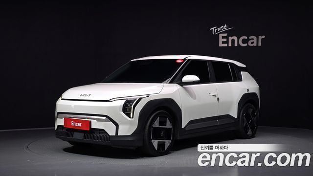 Kia EV3 Long Range 2WD AIr 2025 — фото 1