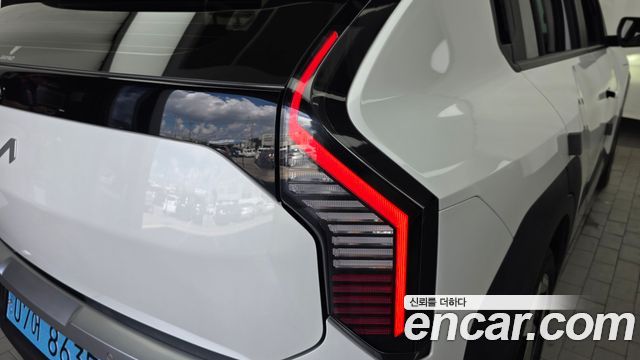 Kia EV3 Long Range 2WD AIr 2025 — фото 23