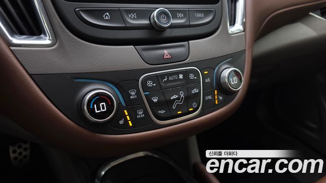 Chevrolet Malibu 2.0 Turbo LT Permium 2017 — фото 17