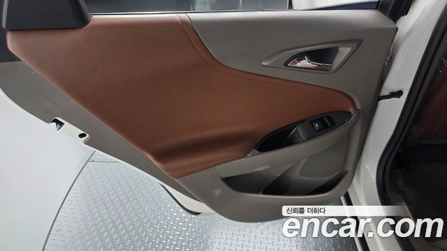 Chevrolet Malibu 2.0 Turbo LT Permium 2017 — фото 25