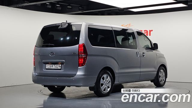 Hyundai Grand Starex Wagon 12-Seater Smart 2020 — фото 2