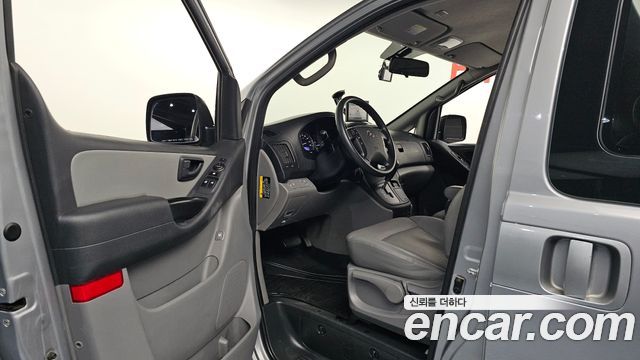 Hyundai Grand Starex Wagon 12-Seater Smart 2020 — фото 10