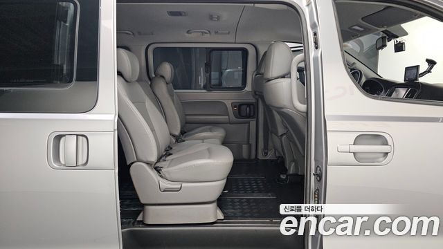 Hyundai Grand Starex Wagon 12-Seater Smart 2020 — фото 12