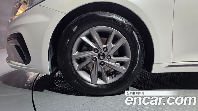 Kia K5 (II) 2.0 Luxury 2019 — фото 5