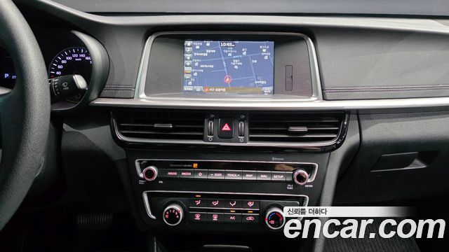 Kia K5 (II) 2.0 Luxury 2019 — фото 16