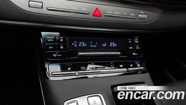 Hyundai Grandeur (IG) 2.5 Exclusice 2021 — фото 17