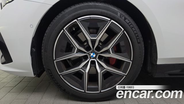 BMW 5 Series (G60) 520i M Sport 2026 — фото 5