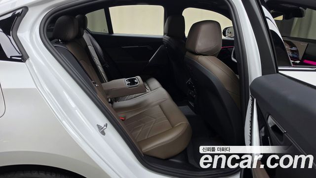 BMW 5 Series (G60) 520i M Sport 2026 — фото 11